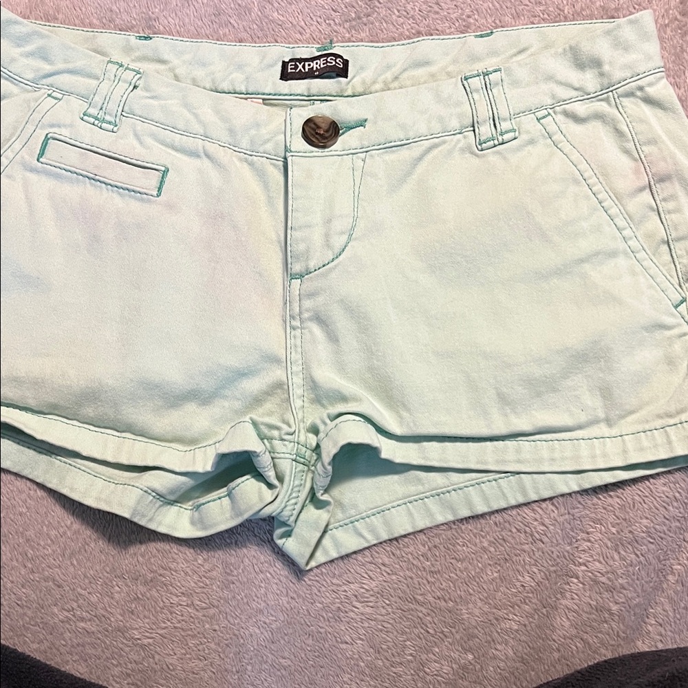 Express Women's Light Green Low Rise Khaki Shorts Sz 0
